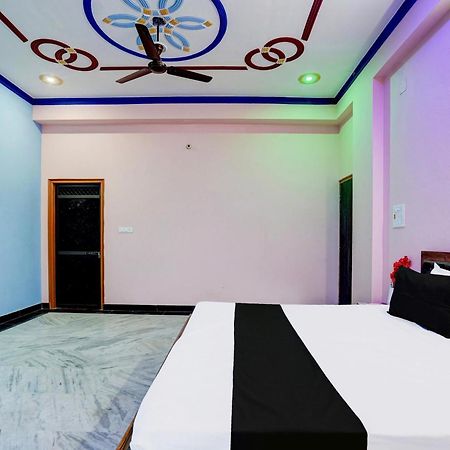Hotel O J.D. Palace Waranasi Zewnętrze zdjęcie