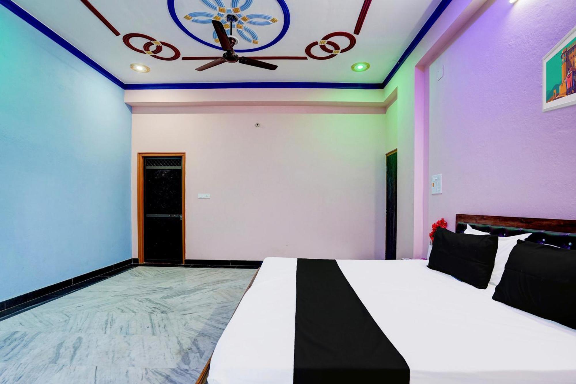 Hotel O J.D. Palace Waranasi Zewnętrze zdjęcie